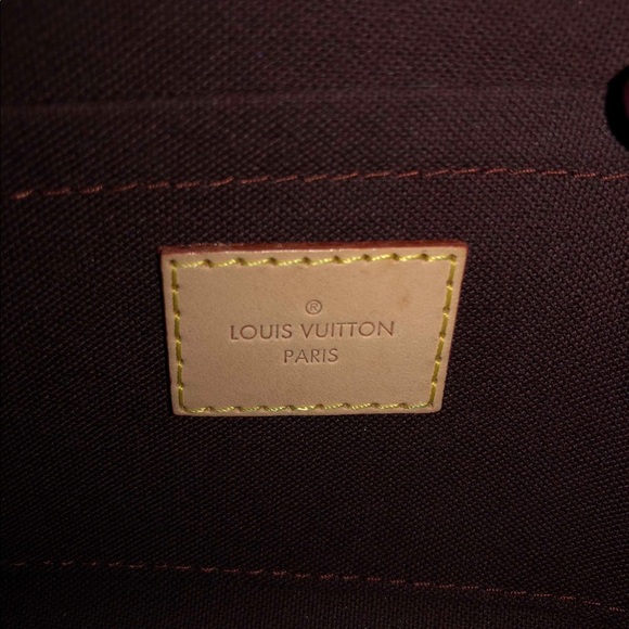 Authentic LV Favorite PM Comes with box &dust bag - Picture 8 of 11